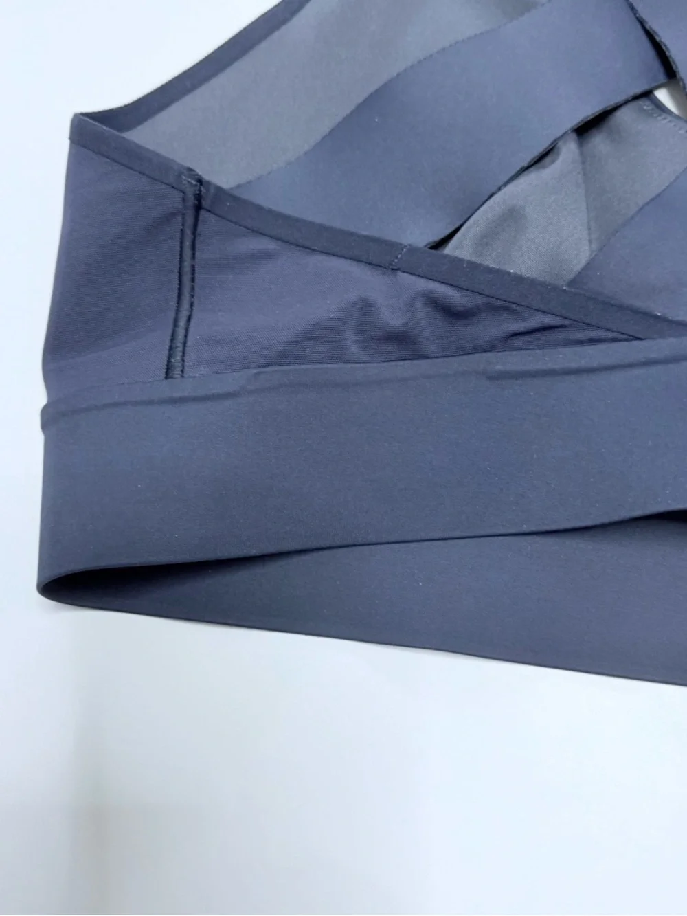 Brooks Navy Blue Strappy Comfort Sports Bralette‎ - 32 A/B Women Intimates
